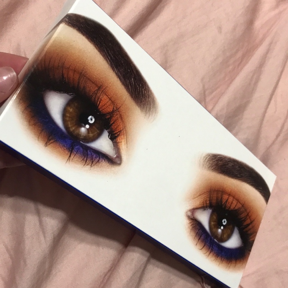 Kylie Cosmetics Royal Peach Eyeshadow Palette